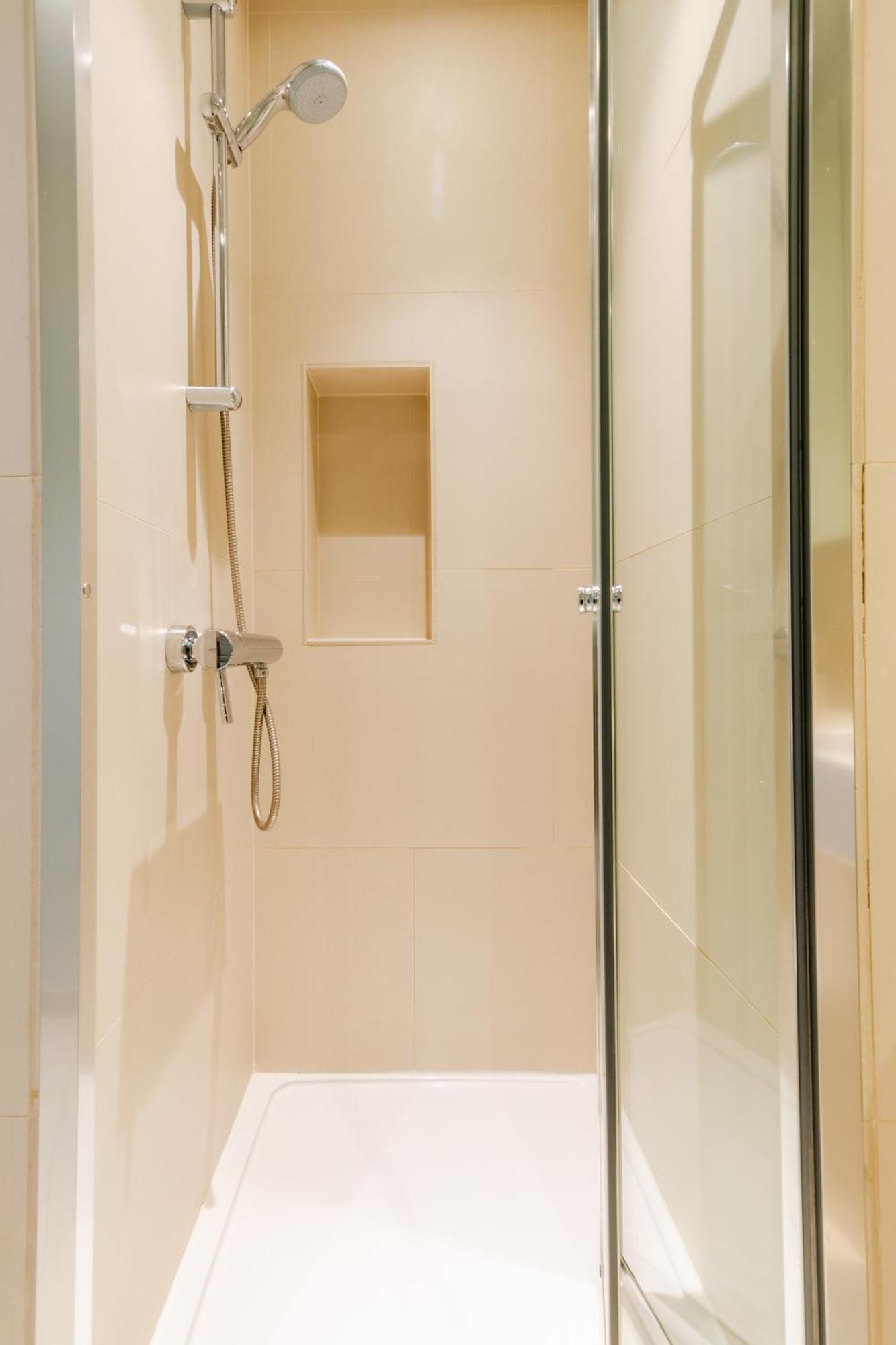 Stayinn Holborn Апарт-отель Лондон