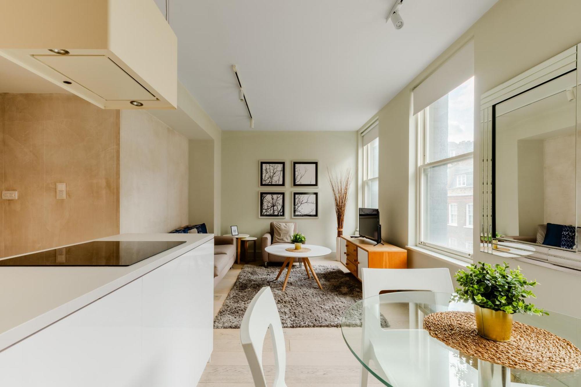 Stayinn Holborn Апарт-отель *